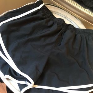 classic black and white nike shorts